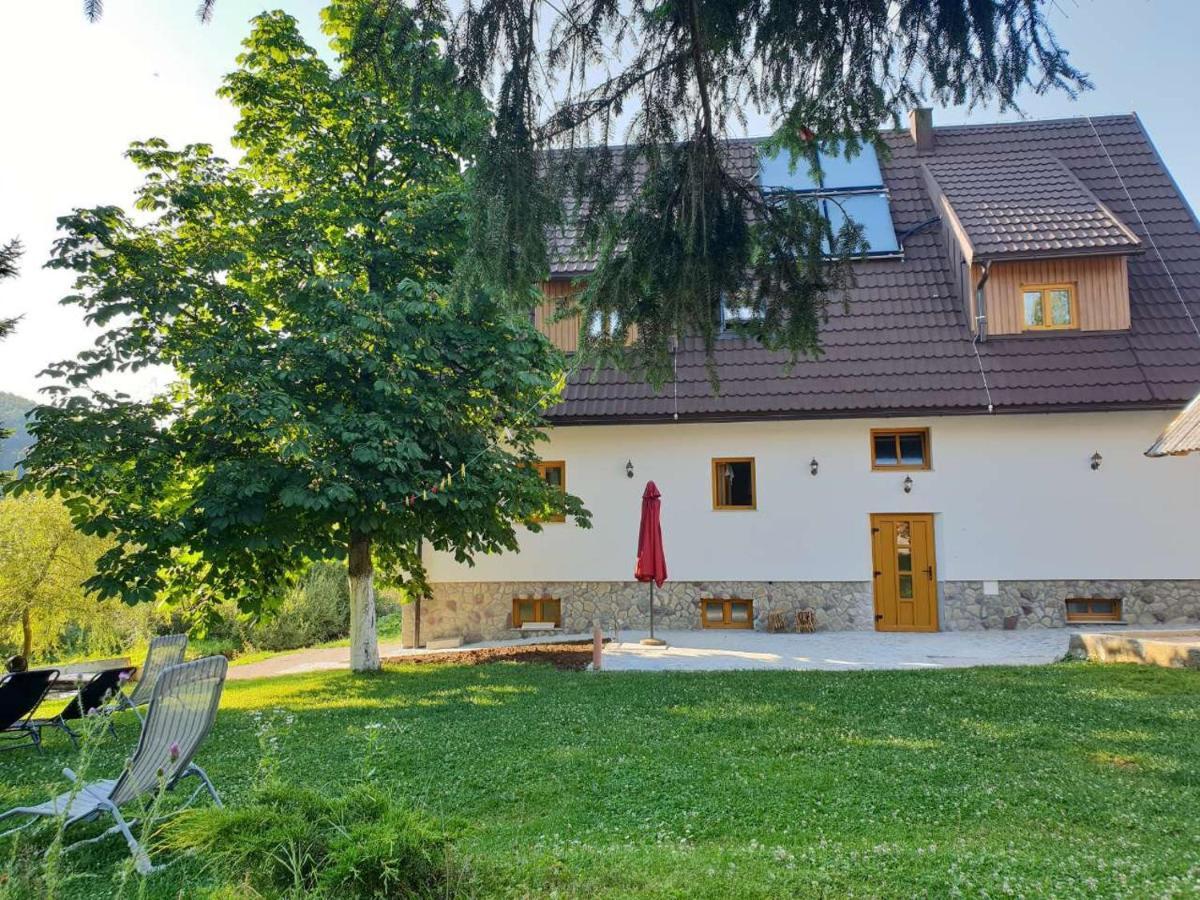 Rustic Inn River Prijeboj Zewnętrze zdjęcie